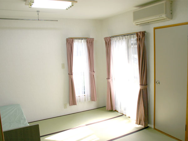 部屋全体・収納引出し付シングルベッド